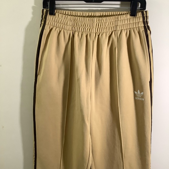 Adidas Three Striped Logo Men’s Medium Jogger in Mustard - Picture 3 of 8